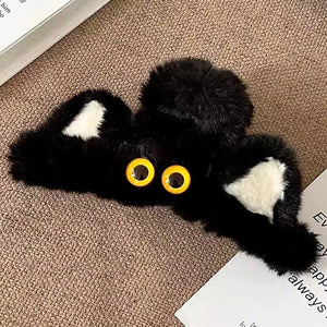 Black Cat Hair Claw